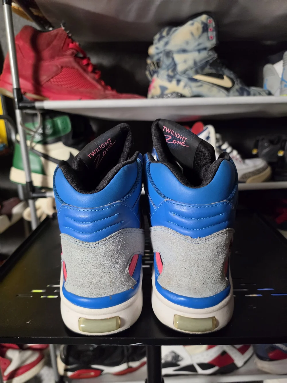 🔥 Reebok Blue Pink Twilight Zone Men Size 9 Retro High-Top Sneakers